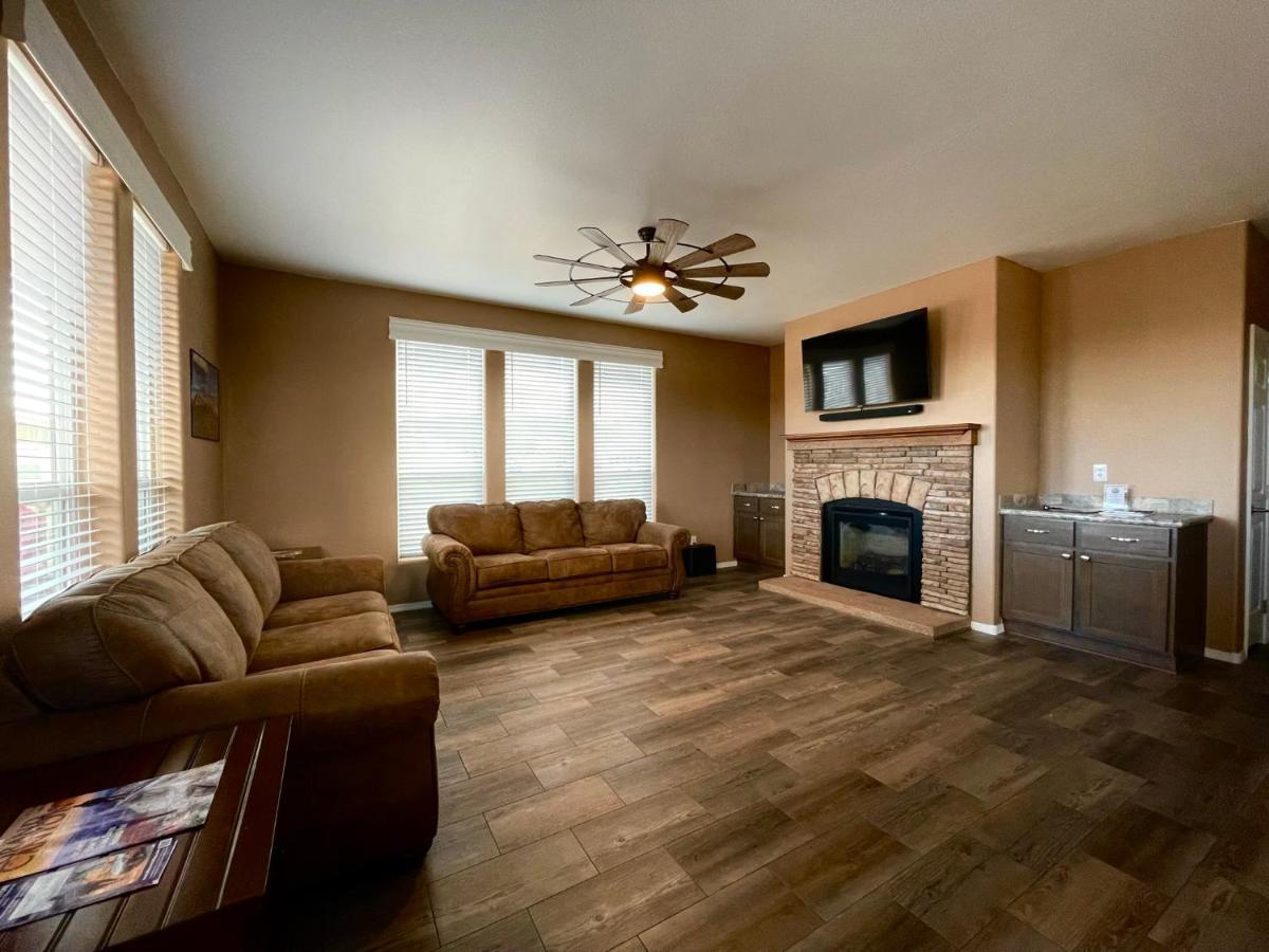 New! The Grand Getaway At Williams - Family Friendly & Walk To The Gc Train Villa Exterior photo